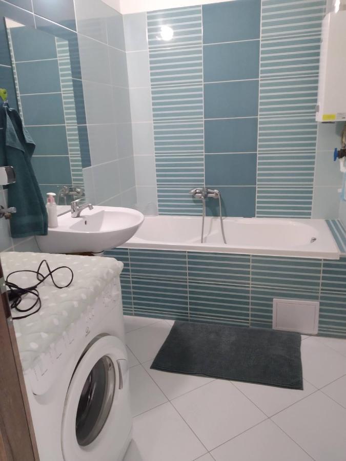 Timar Apartman Eger Exterior foto